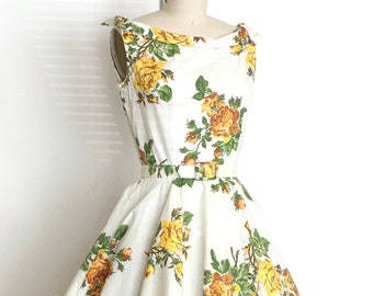 vintage 1950s dress • rose floral print circle skirt fit and flare cotton sun dress • 50s vintage dress • 24” waist