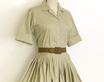 vintage 1950s set • solid muted green blouse + full skirt + belt dress set • 50s vintage top + skirt + belt set • 26” waist