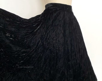 50s quilted velvet circle skirt • 1950s vintage skirt • medium