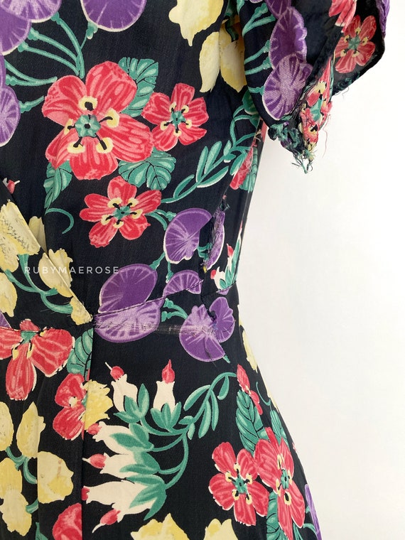 vintage 1940s dress • fruit floral novelty print … - image 8