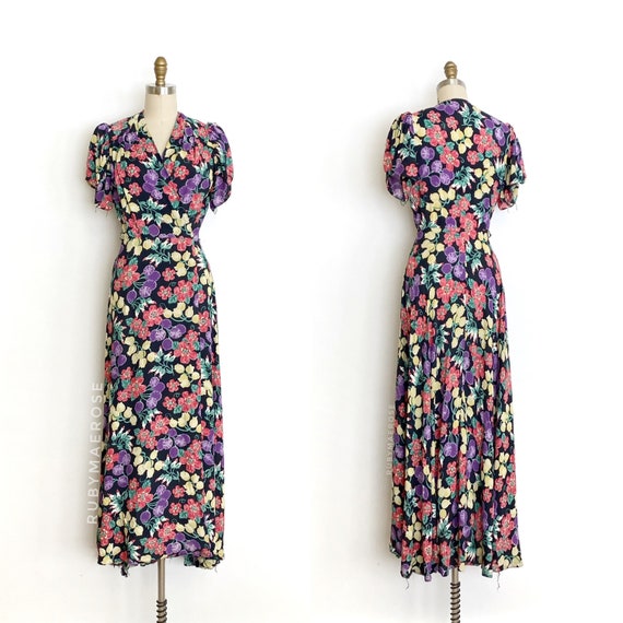 vintage 1940s dress • fruit floral novelty print … - image 9