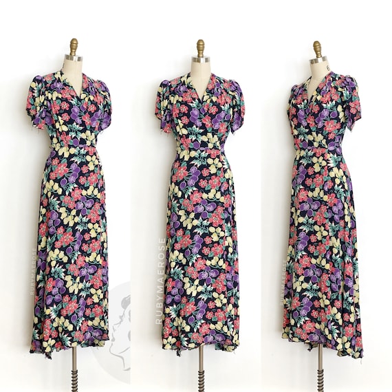 vintage 1940s dress • fruit floral novelty print … - image 10