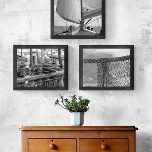 Nautical Ropes Photo: Black and White Sailboat Art Print immagine 8