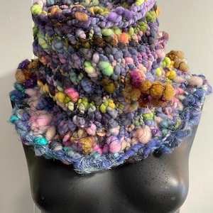 Lumpity Bumity Cowl handgesponnene Art Garn Halswärmer ehrfürchtige Textur