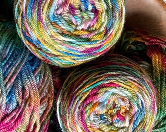 Handspun Art Yarn Hand Dyed Sock Yarn - Pure Virgin Wool Blend - Fun-Fetti - Gradient color - 50 grams per cake - 203 yds