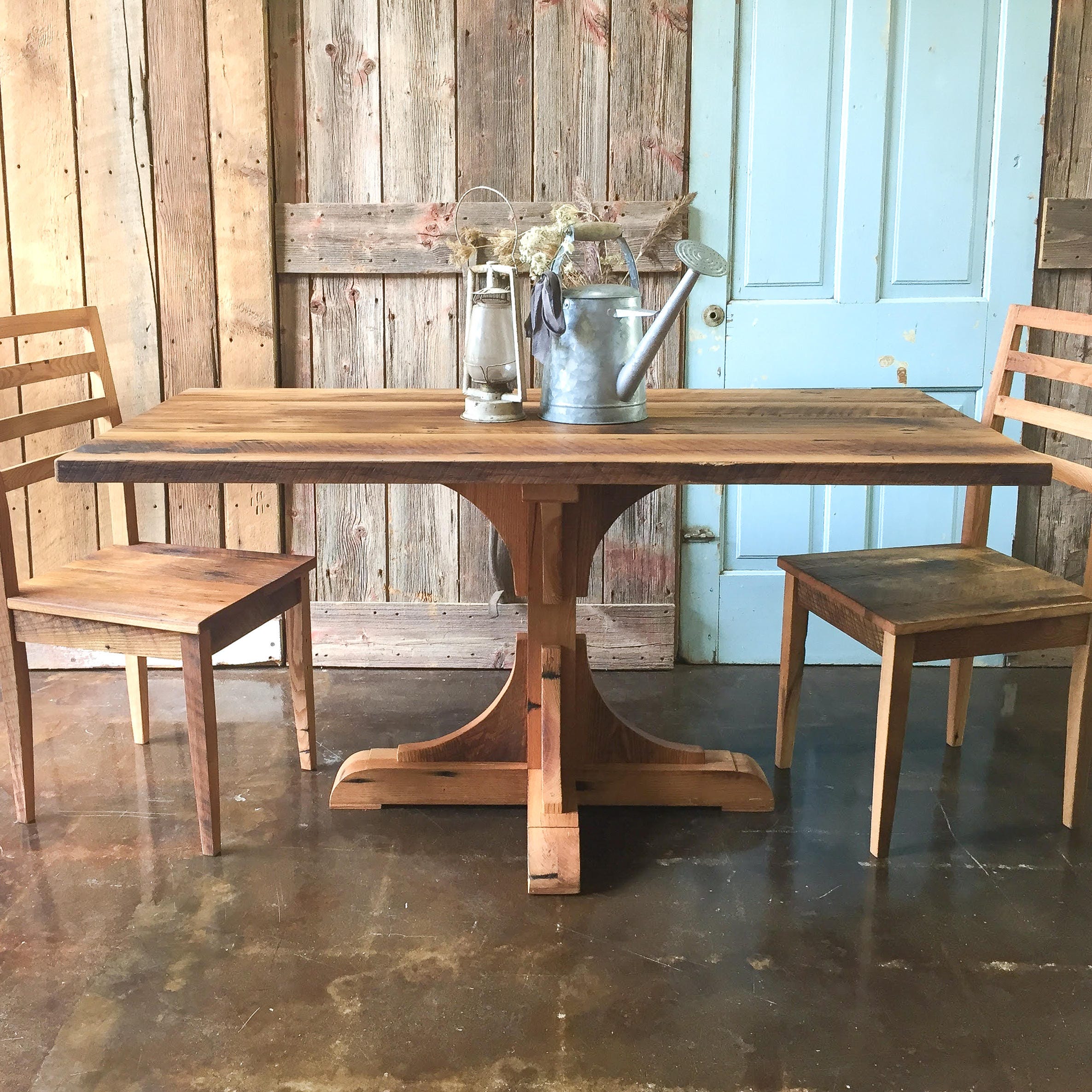 Farmhouse Barnwood Table / Kitchen Table with Pedestal Base Etsy