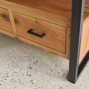 Reclaimed Wood Media Console / Modern Industrial TV Stand / 3-Drawer Credenza bild 4