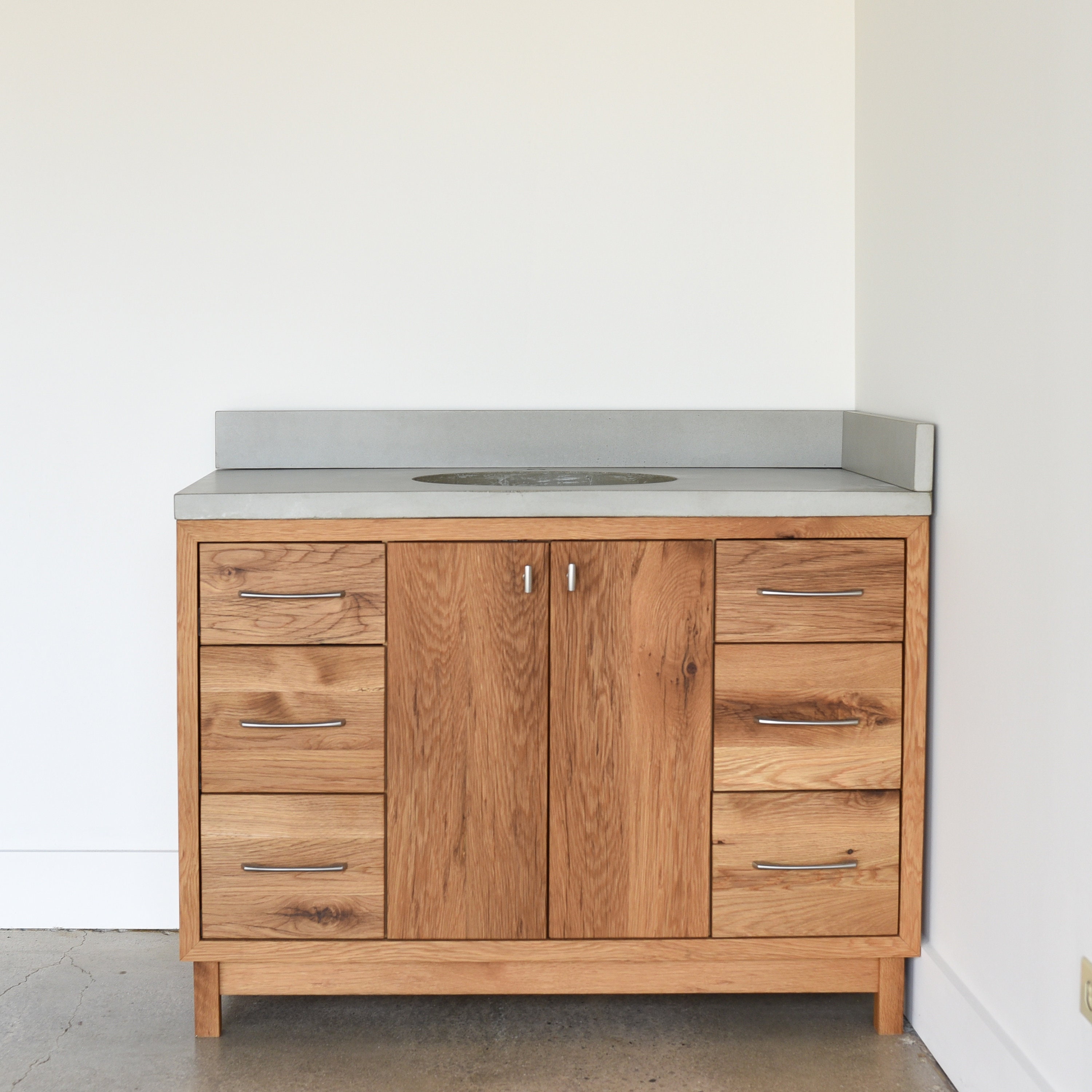 Solid Wood Bathroom Cabinets