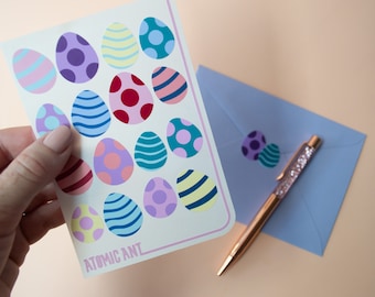 Pegatinas de huevos de Pascua hechas a mano: decoración colorida para fiestas de conejitos