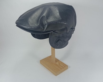 Boné de couro SALE-BYRON com abas dobráveis para as orelhas, estilo jornaleiro inglês, boné de golfe, boné de couro natural, preto.