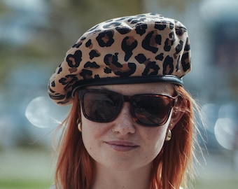 Leopard Beret Animal Print Beret Brown Hat Contrast Beret  display picture 3
