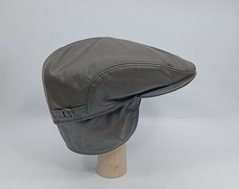 PROMOÇÃO! - Boné Byron de couro, 61 cm, com abas dobráveis para as orelhas, estilo jornaleiro inglês, boina, boné de golfe, chapéu de couro marrom.