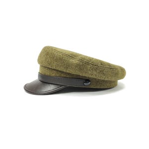 SALE MACIEJOWKA MODEL 4 59 cm wol en leer fiddlerpet groenbruin kroonvizier traditionele Poolse pet Griekse visserskapiteins