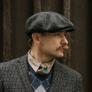 PEAKY Style Genuine Scottish Harris Tweed 8 Panel Newsboy Classic  Cap Vintage Gangster Baker Boy Hat Wool Large Crown Golf Hat BLACK-GRAY