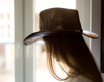 BUCKAROO Genuine Leather Western Cowboy Hat Outback Rodeo Old West Cattleman Rancher Cowman High Plains Drifter Wild West Horse Rider BROWN