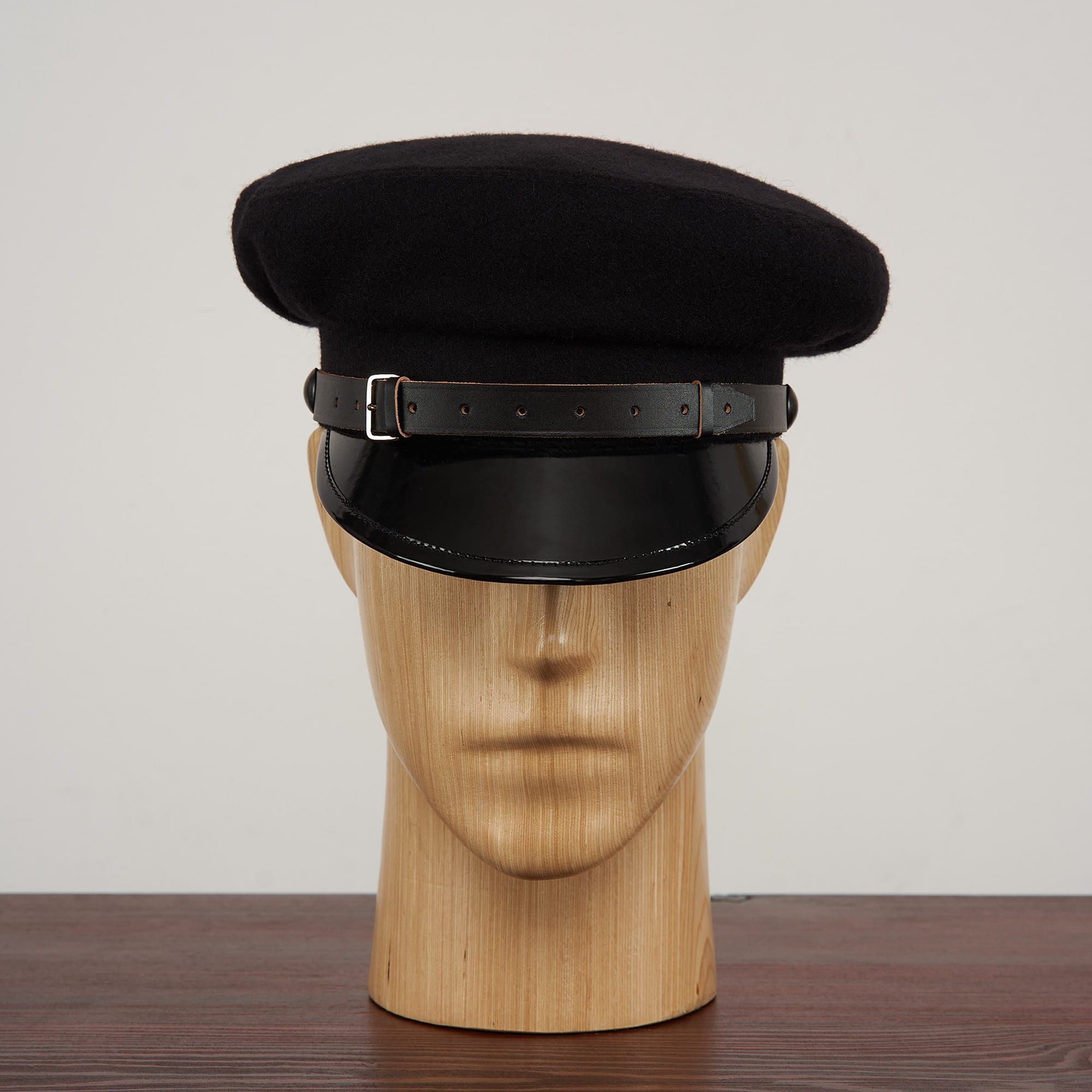 DANUBE MOD 1 Wool Cloth Lacquered Peaked Cap Cabbie