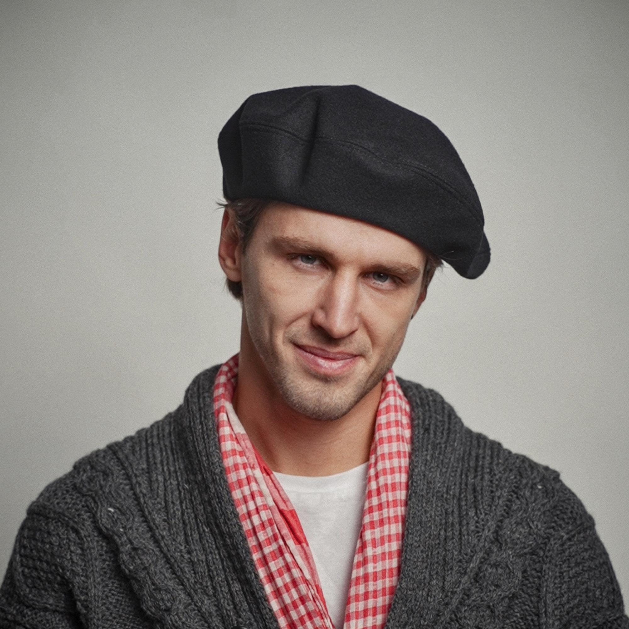 Classico berretto francese iconico per donne e uomini / Cappello francese unisex / Colori vivaci - Italia