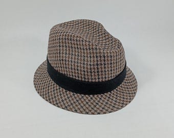 Vintage United Hatters Cap and Millinary Suede and  display picture 1