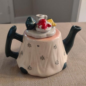 Vintage Miniature Child&#39;s Ceramic Teapot - Doll&#39;s Tea Party Teapot - Ceramic Figural Teapot - 1970s Toy Ceramic Teapot