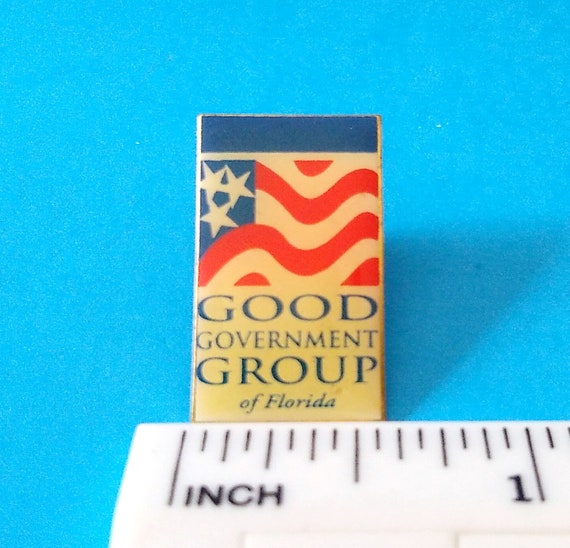 Trio Vintage Flag Pins - USS Arizona Memorial - G… - image 8
