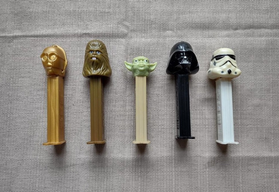 Set of 5 Vintage Star Wars Pez, C3PO, Yoda, Chewbacca, Darth Vader, Stormtrooper, 1990s candy collectibles