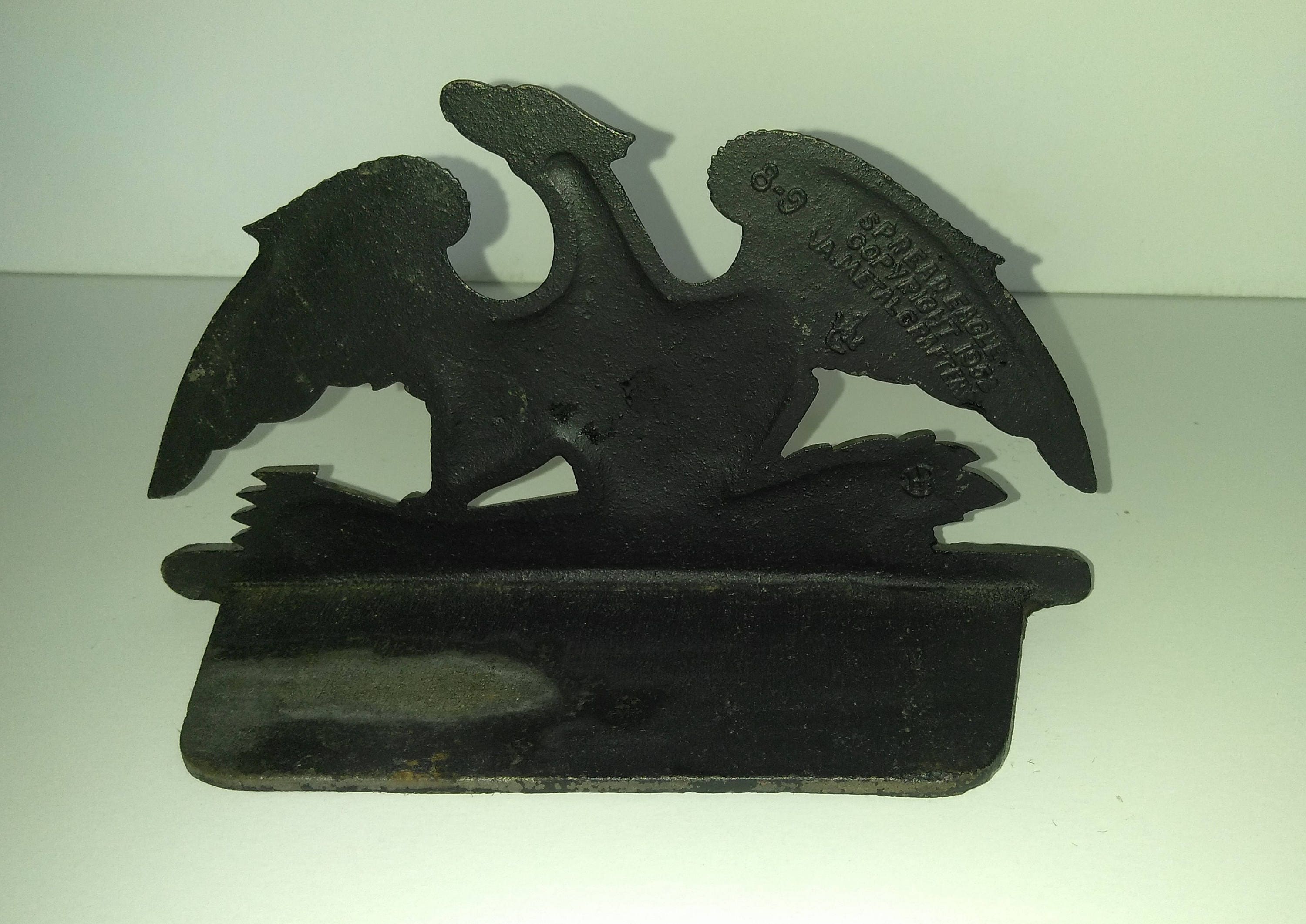 Vintage Cast Iron Eagle Mantle Sitter / Trivet VA. Metalcrafters 1952 8