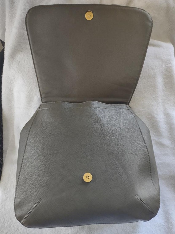 Vintage Universal Threads Forest Green Saddlebag … - image 3