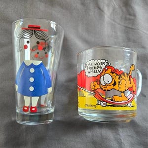Vintage 1978 McDonald&#39;s Garfield Glass Mug & MCM Boy/Girl Glass, Classic Cartoons, Comic Collector Gift, Vintage Glasses