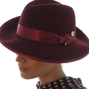 Burgundy Julia City Trilby hat