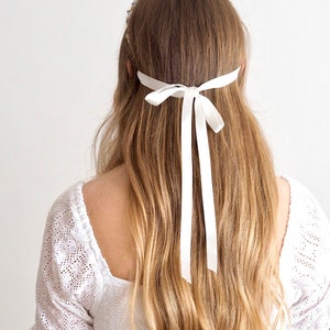 Lya, Bridal Headband image 2