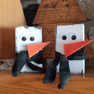 Set of Two Wood Block Snowmen, Handmade snowmen, windowsill decor, mantle decor, Christmas decorations, tiered tray Xmas, farmhouse snowman