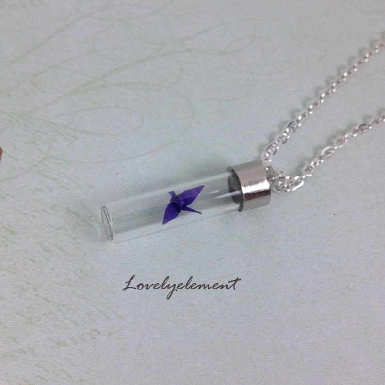 origami crane necklace image 2