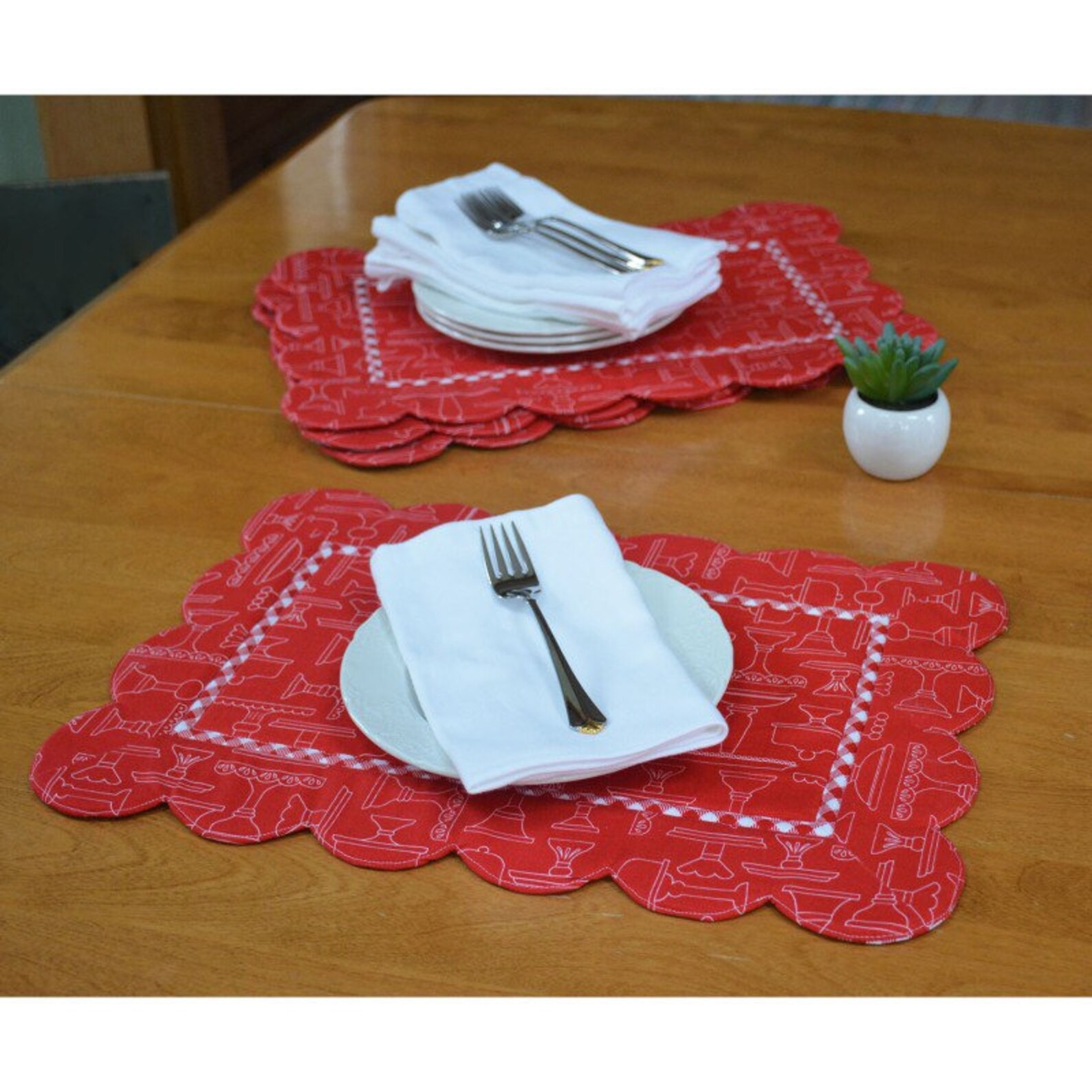 SCALLOPED PLACEMATS Sewing Pattern Kristine Poor Poorhouse Etsy