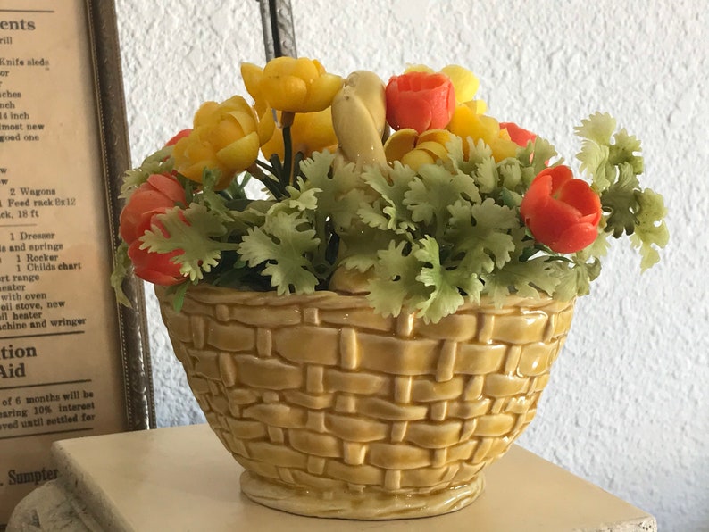Vintage Yellow Flower Basket...... 1970s floral Etsy