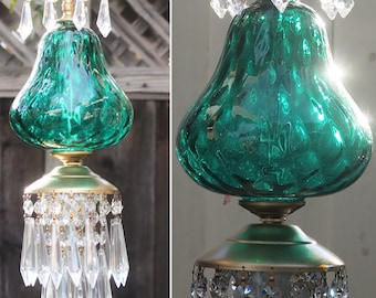 1 Vintage Fenton Teal green art Glass Brass swag plugin lamp crystal prisms