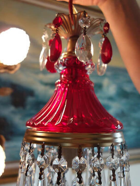 Red glass chandelier deals
