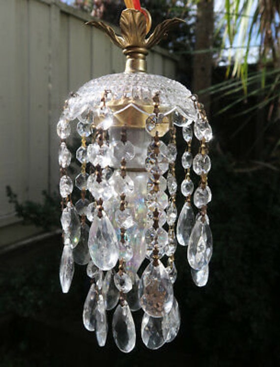 35 vintage Clear Glass Prism garland strand Lamp Chandelier sconce Part brass