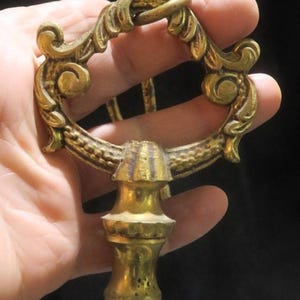 Massive Brass Bronze Lamp Chandelier Hook Loop Part Vintage Spain 1/8Ip Chain