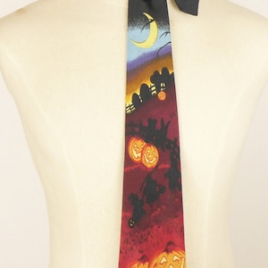 90s Vintage Halloween Tie, Pumpkins and Moon Tie, Graveyard Moon Trick or Treaters, Made in Korea, Polyester, Spooky Tie