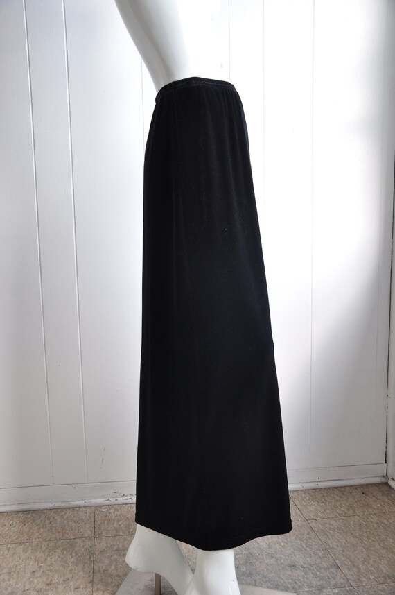 90s Black Velvet Velour "Witch" Skirt, Jones New … - image 3