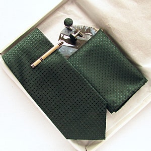 Emerald Green Silk Tie Set: Wedding Grooms, Emerald Green tie set, Emerald Green Pocket square, Emerald Green tie, Wedding tie, Green tie