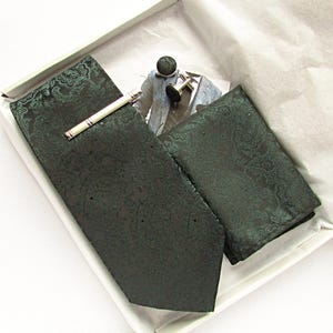 Emerald Green tie set, Emerald Green Pocket square, Dark Green tie, Wedding tie, Gift For Him, Drak Green tie set, Grooms tie