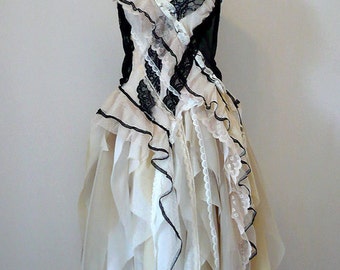 Victoria Dress Wedding Black Beige Lace Tatterted (Available S/M Welcome Custom-made & Payment by installments)
