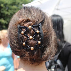 細い髪も太い髪もまとめられるビーズコーム、夏用ヘアアクセサリー、お団子メーカー