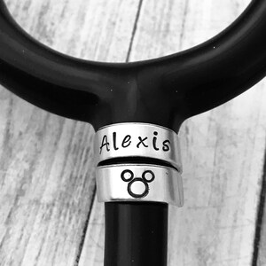 Étiquette de nom de stéthoscope - cadeau d'infirmière - cadeau d'infirmière d'étudiant - étiquette de nom de stéthoscope - étiquette de nom personnalisée de stéthoscope - faite sur mesure pour l'infirmière