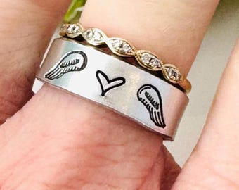 memorial wings ring  with name inside edge - memorial -  family member loss - mom, dad, grandma, infant loss - angel baby- angel wings