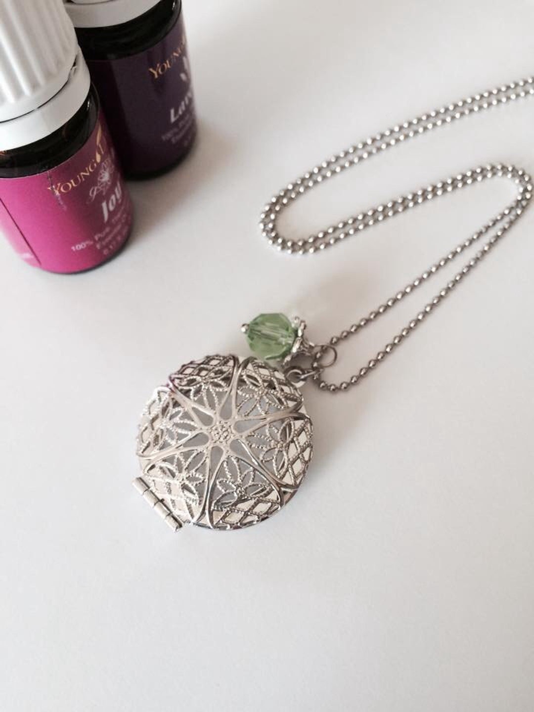 Diffuser Necklace Essential Oil Locket Aromatherapy Locket Jewelry