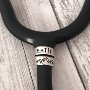 Étiquette d’identification de stéthoscope - cadeau d’infirmière - cadeau d’étudiant infirmier - étiquette de nom de stéthoscope - étiquette de nom personnalisée de stéthoscope - fait sur mesure pour l’infirmière