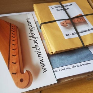 Strängset för 11-strängad kantele, slät stål, loop-avslutning