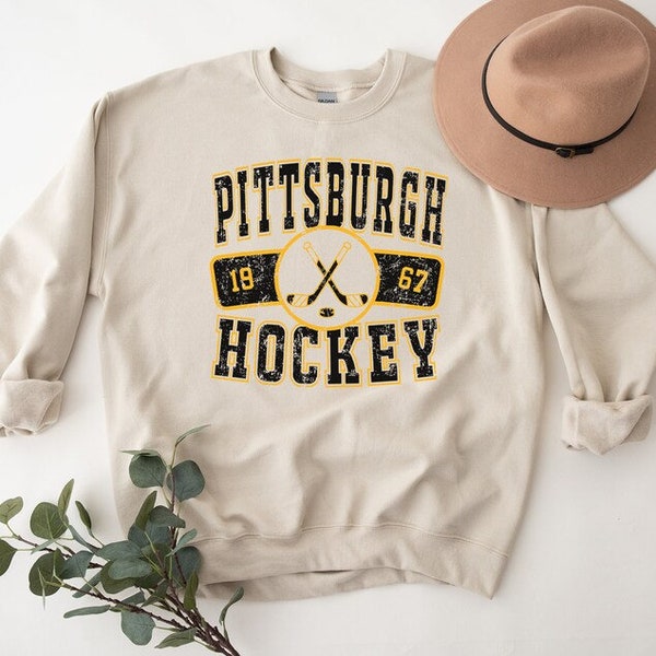 Sudadera retro de pingüino de Pittsburgh, camiseta desgastada con cuello redondo, regalo con capucha vintage para fanáticos del hockey sobre hielo